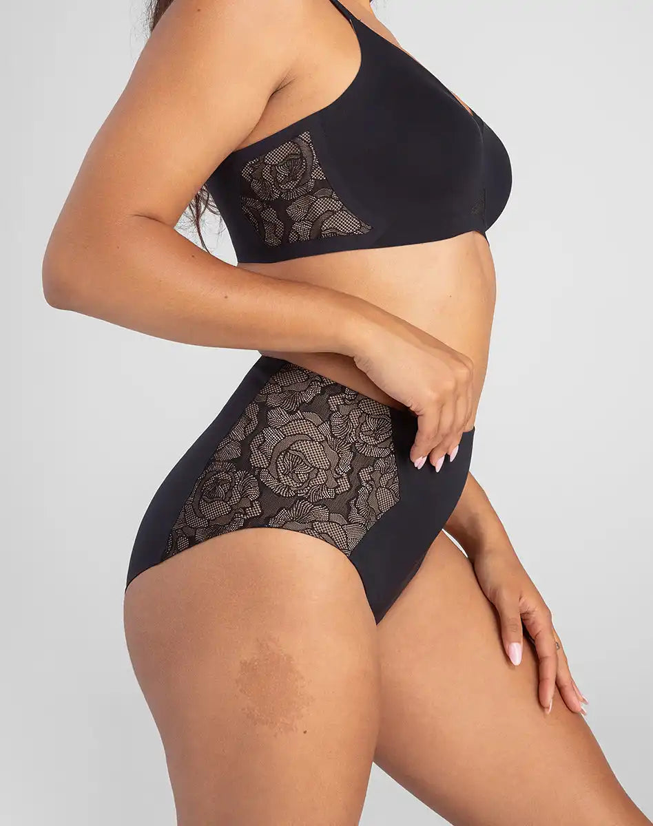CrossOver Lace Bra