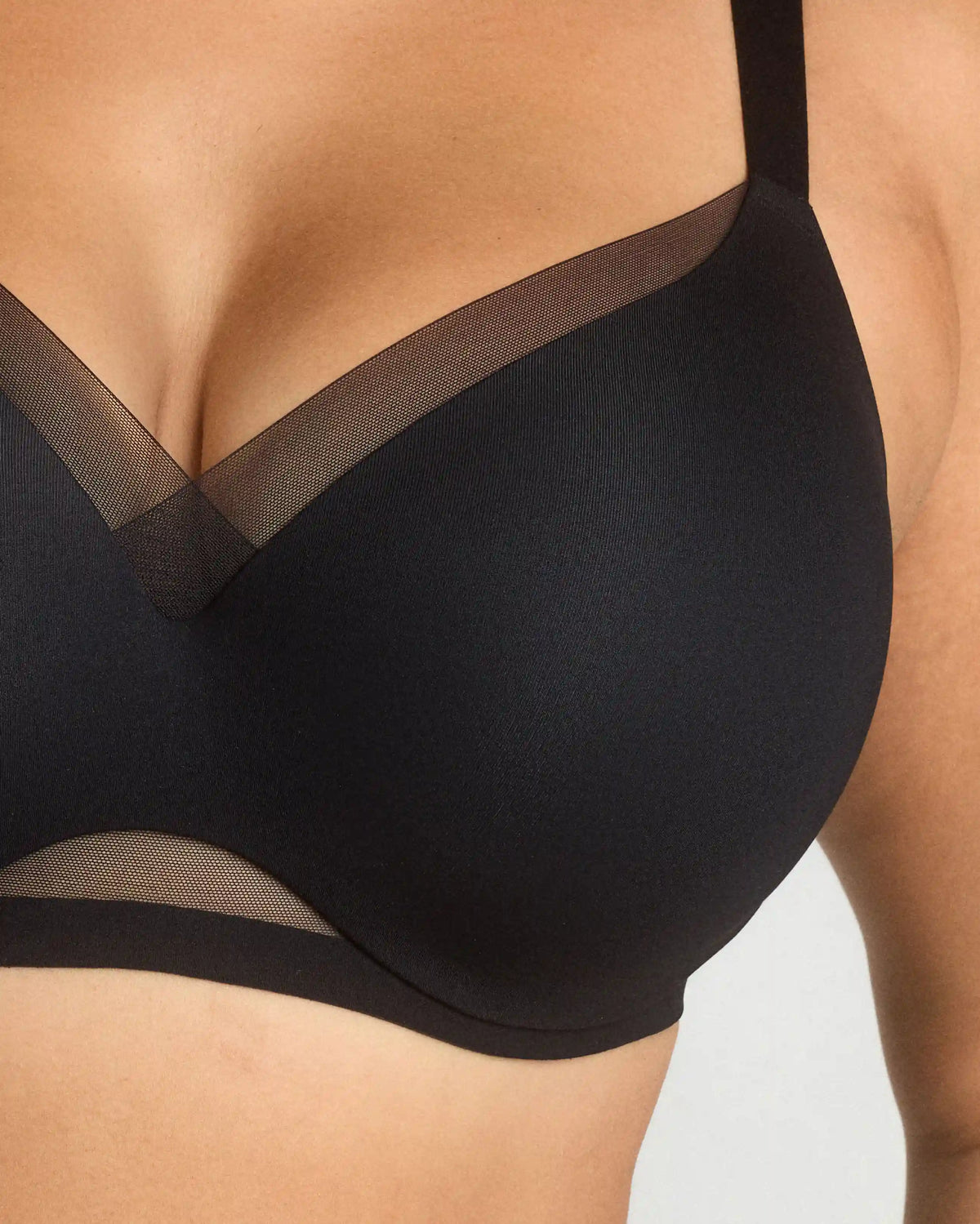 CrossOver Bra with CloudWire