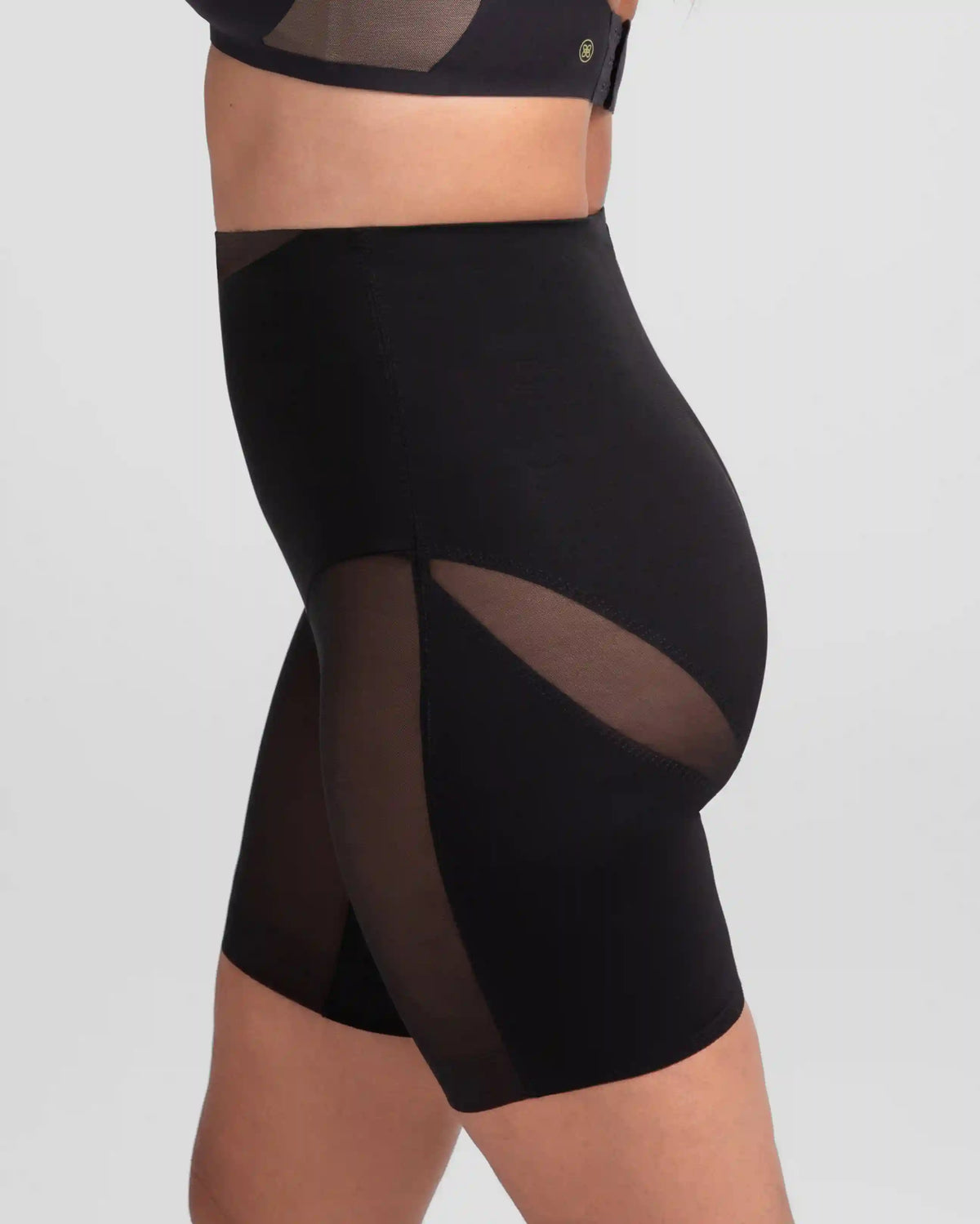 Mid-Waist Short